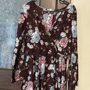 Beautiful long sleeved dress